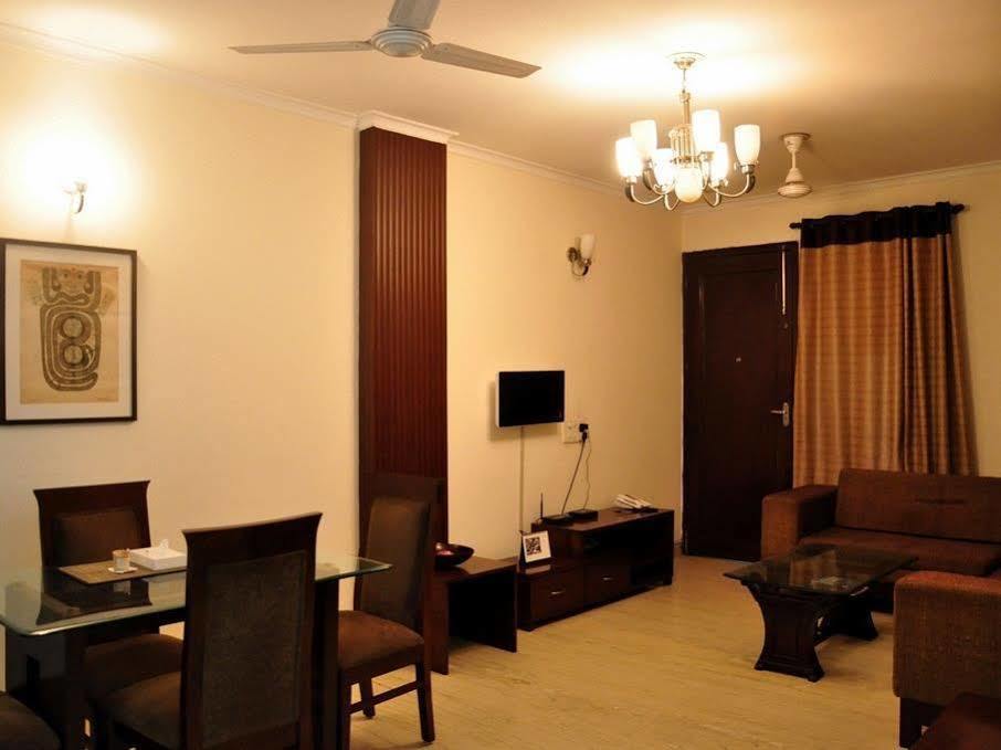 2Bhk Comfortable Furnished Serviced Apartments In Hauz Khas - Woodpecker Apartments Nova Deli Exterior foto