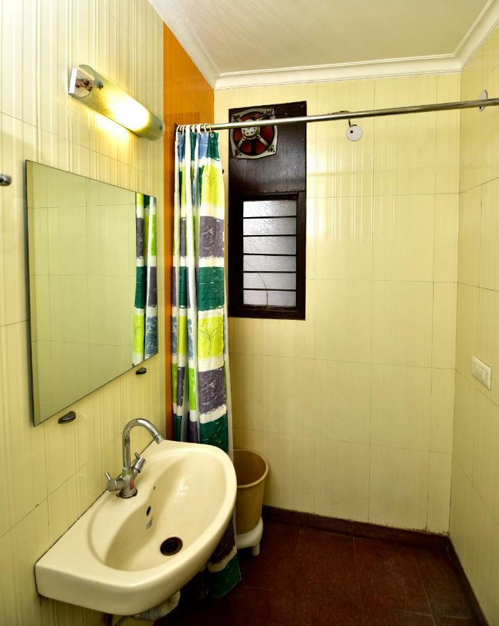 2Bhk Comfortable Furnished Serviced Apartments In Hauz Khas - Woodpecker Apartments Nova Deli Exterior foto